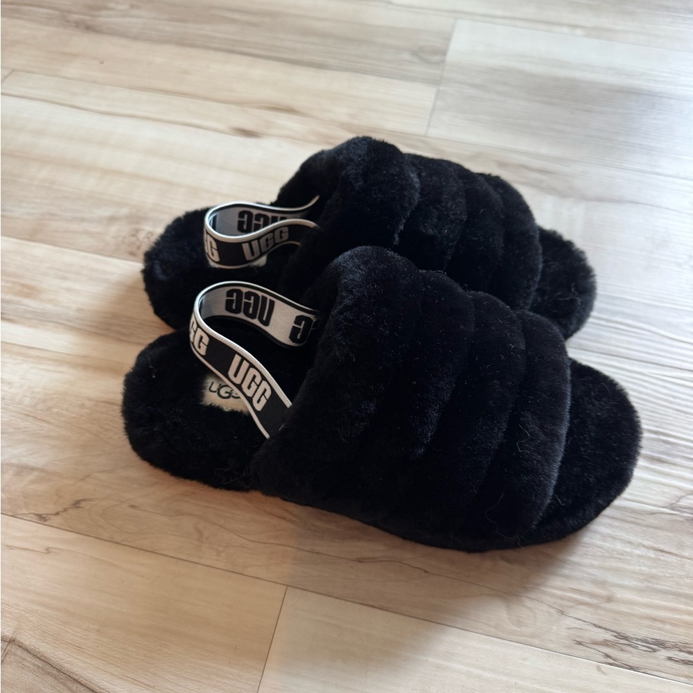 UGG Black Fluffy Slides with Logo Strap